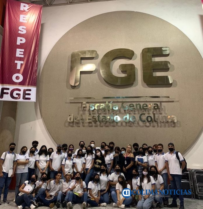 Estudiantes del bachillerato 2 de la UdeC visitan la FGE, Congreso e Instituto Especializado en Medidas Cautelares para Adolescentes
