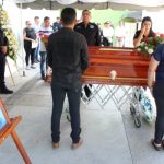 Homenaje póstumo a policía municipal abatido en cumplimiento de su deber