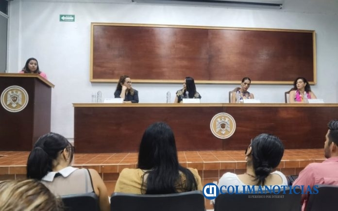 Realizan conversatorio sobre liderazgo femenino