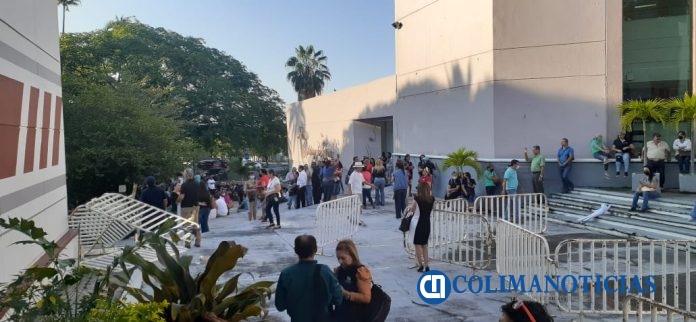 Se apropia la burocracia estatal del recinto legislativo4