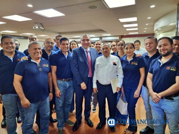 Adán Augusto López Hernández y sindicato