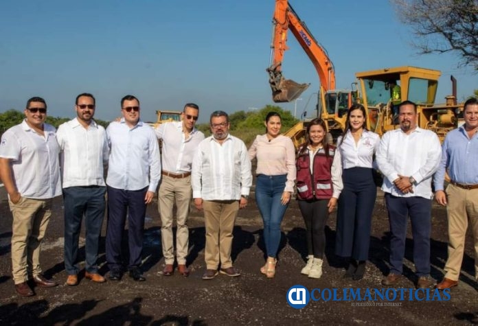 Indira Vizcaíno en obra de ampliacion 2