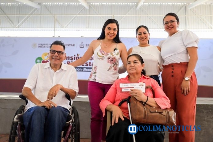 Indira asistió a entrega de tarjetas de Pensión2