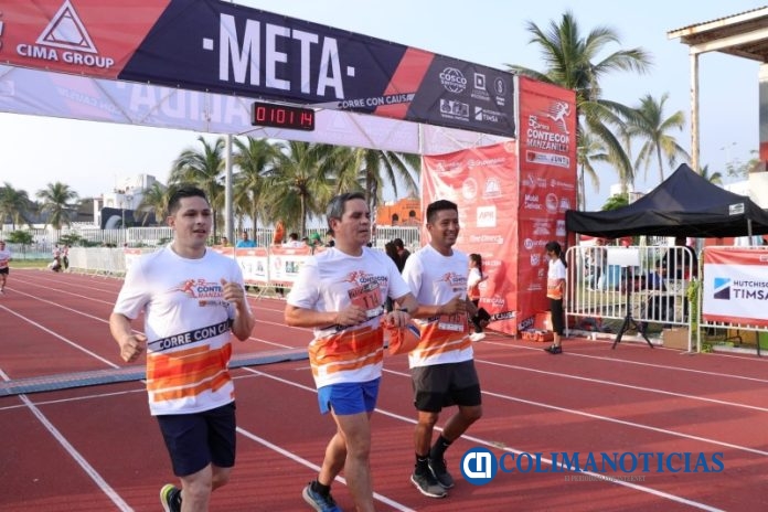 Participa rector en 5ª Carrera de CONTECON en Manzanillo_c