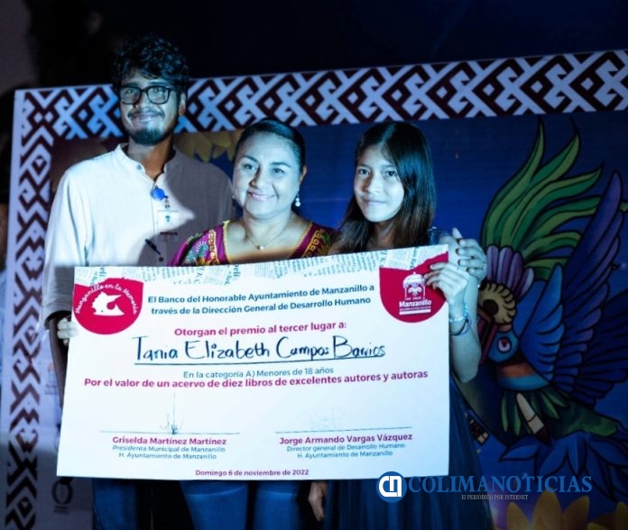 Premia Griselda Martínez a las y a los ganadores de los Concursos4
