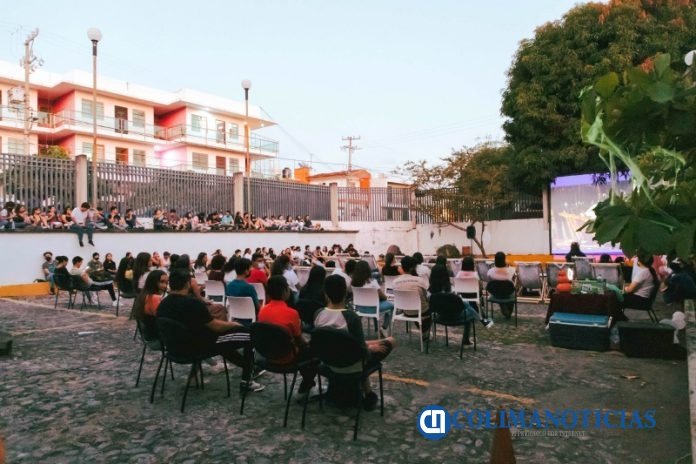 Proyecciones de Octubre de Terror en Colima