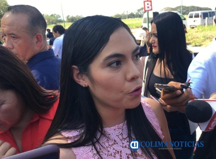 gobernadora indira vizcaino