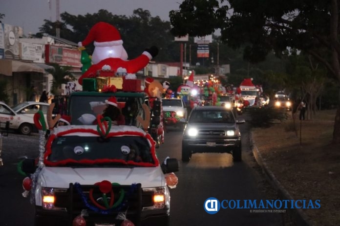 Disfrutaron miles de villalvarenses la Caravana Navideña 2022