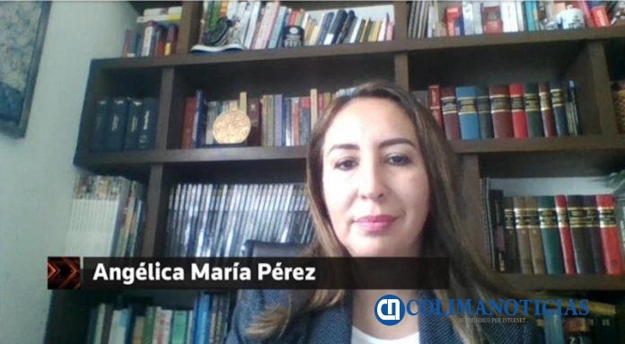 Docente de FCA participa en evento de Fiscal 2023_Angélica María Pérez