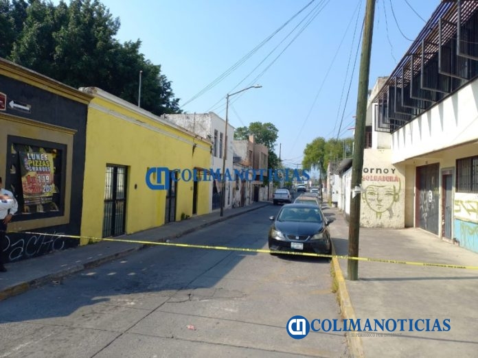 En pleno centro de Colima, ejecutan a un hombre3