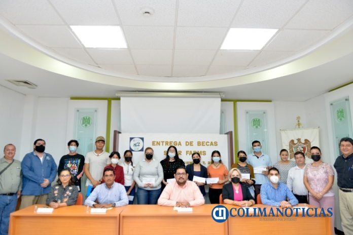 Entrega de becas SicarFarms_a