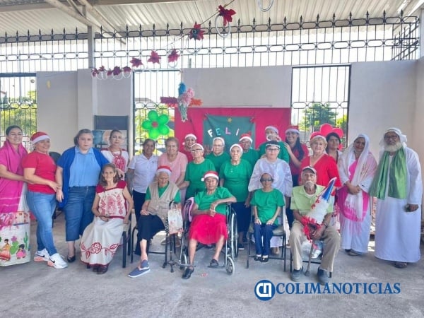 Familia de migrantes tecomenses organiza posada en el Hogar de La Misericordia