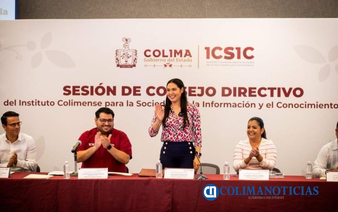 Indira reconoce trabajo de ICSIC en programas ColiBecas Computadoras y ColiRed Internet Libre