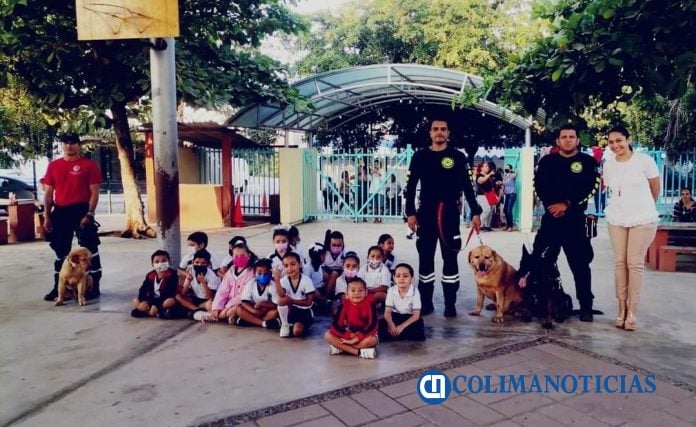 PC Manzanillo visita primarias del municipio con charlas sobre canes3