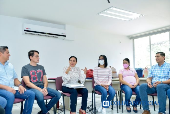 Aprenden docentes claves para mejorar la comunicación en el aula