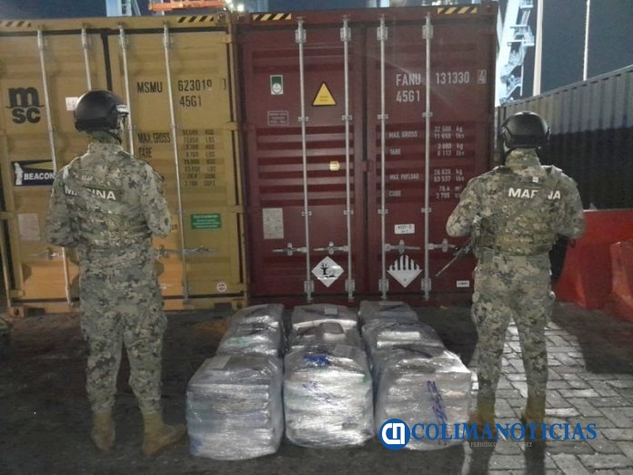 Autoridades federales aseguran 431 kilogramos de presunta Cocaína en el puerto de Manzanillo
