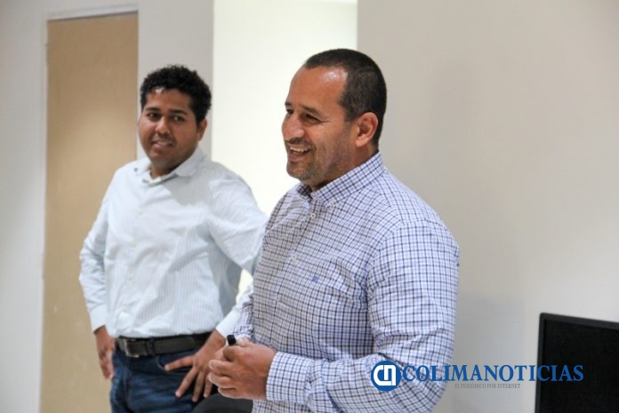 Imparten curso sobre Alfabetización emcional, en Tecomán_arco Tulio Venegas