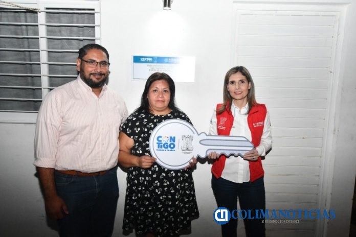 Margarita Moreno entrega apoyos