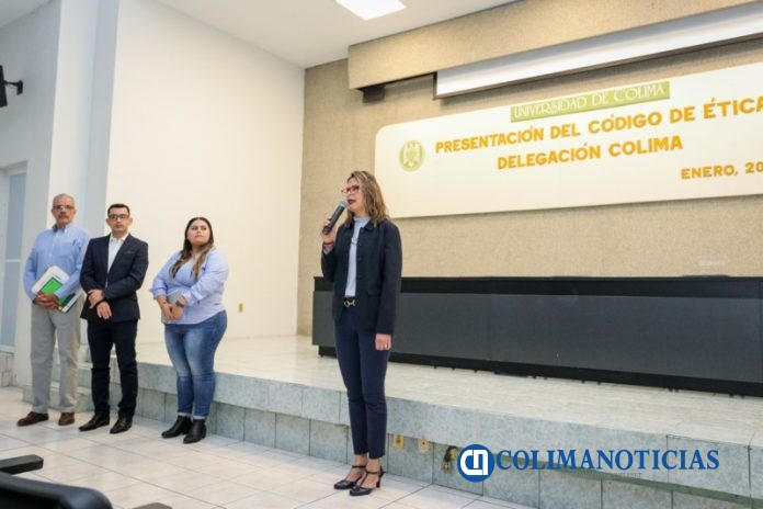 Presentan código de ética a funcionarios de la UdeC_c
