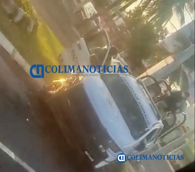 Un agente de la GN resultó lesionado durante un fuerte accidente sobre la avenida Benito Juárez en La Villa