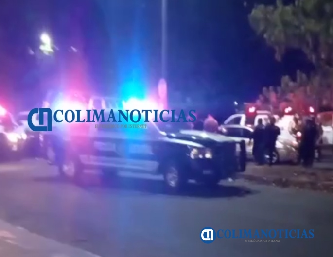 Un policía estatal lesionado durante choque entre patrullas, en avenida Niños Héroes de La Villa