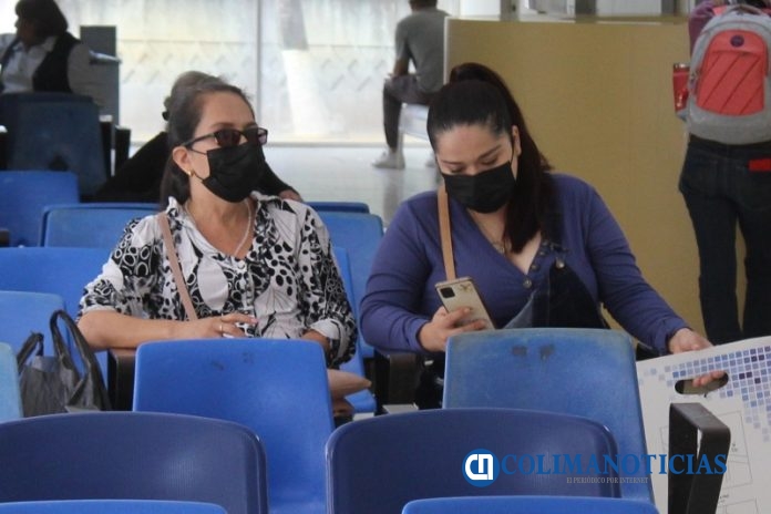 pacientes con cubrebocas