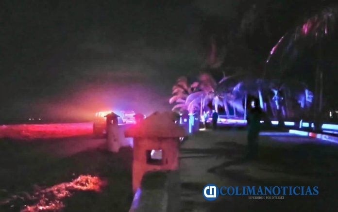 policía en tecomán