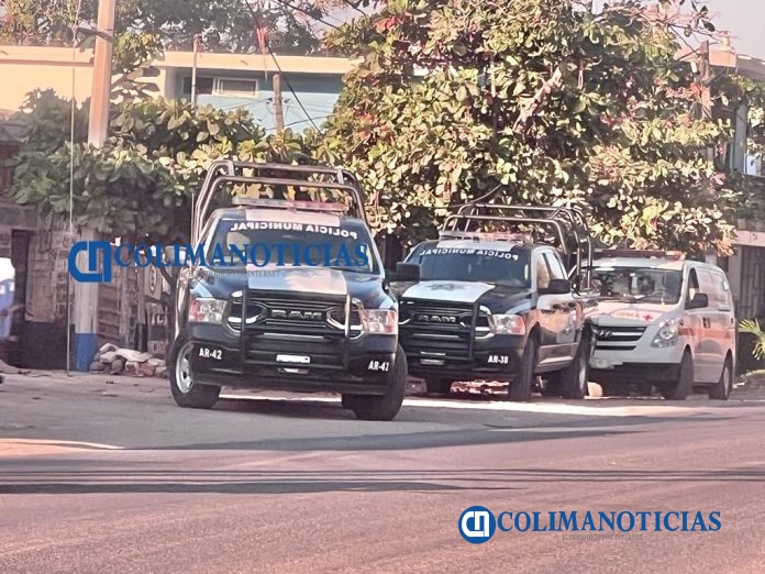 Ahora reportan en Armería un muerto y un herido a machetazos