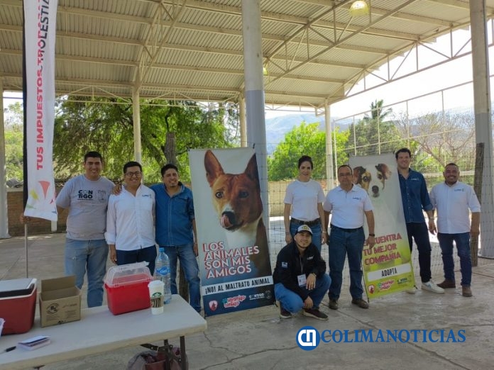 Ayuntamiento de Colima lleva vacuna antirrábica a las Tunas