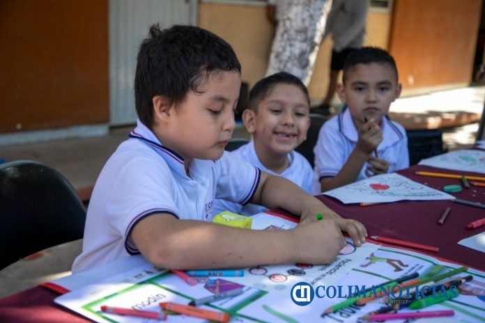 Ayuntamiento de Manzanillo lleva a cabo las Jornadas por la Paz en Primaria de Santiago4