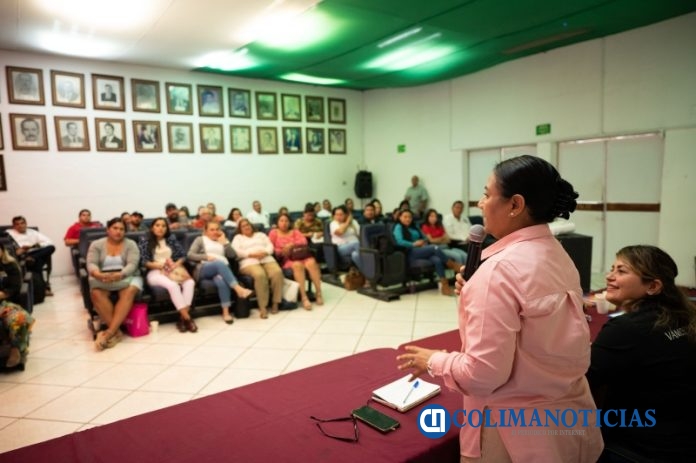 Ayuntamiento de Manzanillo ofrece a trabajadores capacitación sobre las Nuevas Masculinidades