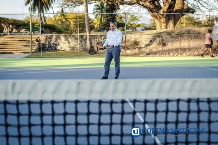 Inauguran cuatro canchas de tenis en la Universidad de Colima_c