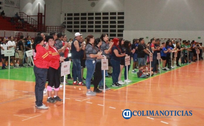 Inauguran los torneos inter-dependencias de Futbol Varonil y Voleibol Mixto