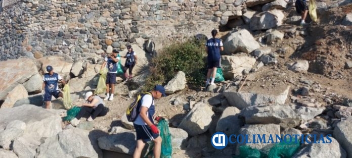 Marina realiza acciones de Labor Social en playas de Manzanillo2