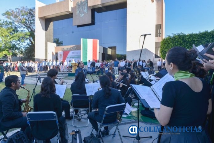 Realiza UdeC ceremonia por el Día de la Bandera_f