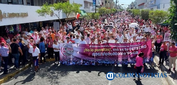 colimenses salen a la calle en defensa del INE 3
