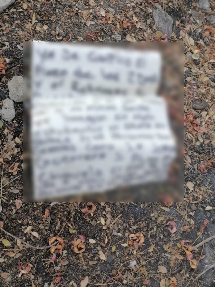 Aparece otra cartulina con mensaje amenazante en una escuela secundaria en Colima 3