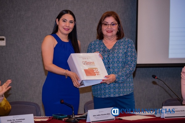 Gobernadora preside sesión del Consejo Directivo del Instituto Colimense de las Mujeres