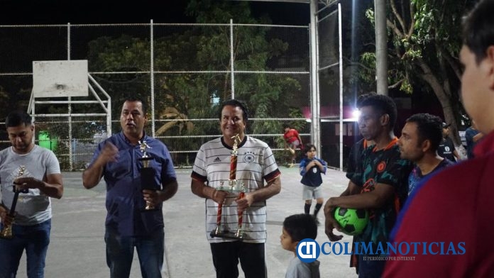 Premia Memo Villa a campeones de Torneo Intercolonias