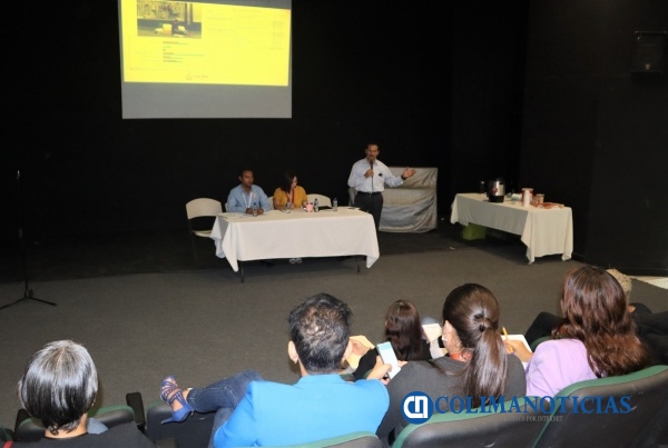 Presentan a Ayuntamiento de Manzanillo Modelo de Atención Integral para personas con trastorno mental sin hogar2
