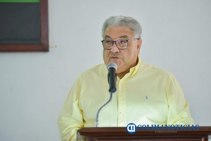 Rector asiste a informe de jubilados y pensionados de la UdeC_Jesús Campos