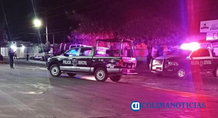 policía tecomán - muerto