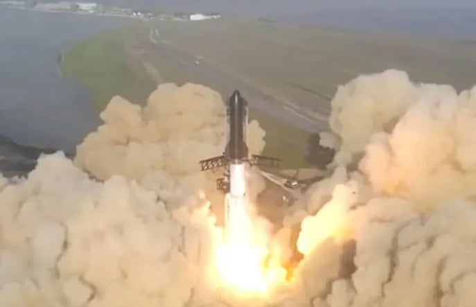 Cohete no tripulado de SpaceX Starship explotó en pleno lanzamiento