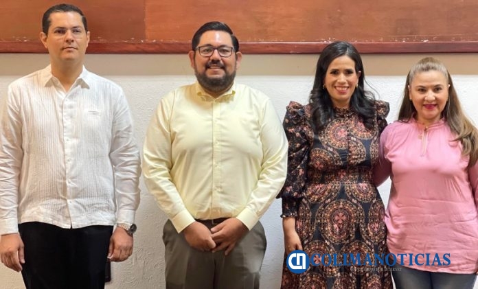 Eligen nuevo comité directivo en la FEUC_Gerardo Alcalá, Joel Nino y Carolina Venegas, Frania Barreto