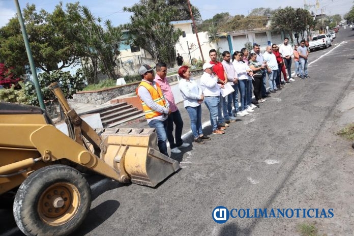 Gaby Mejía da inicio a obras de rehabilitación en Quesería