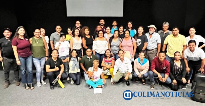 Profesionaliza Ayuntamiento de Manzanillo a 33 Anfitriones Turísticos de Manzanillo12