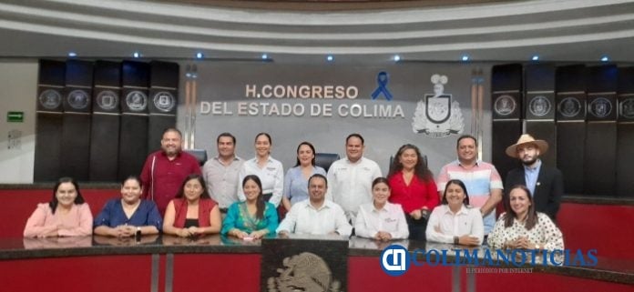 Se suma Kathia Castillo a Morena