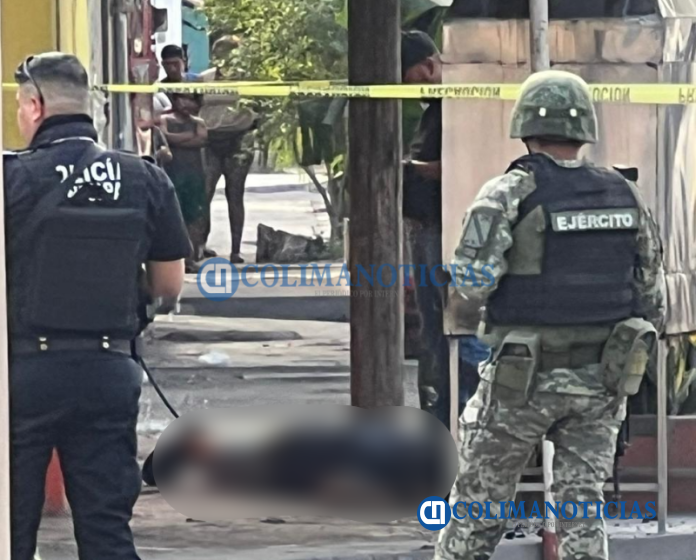 muerto - ejercito en Tecomán