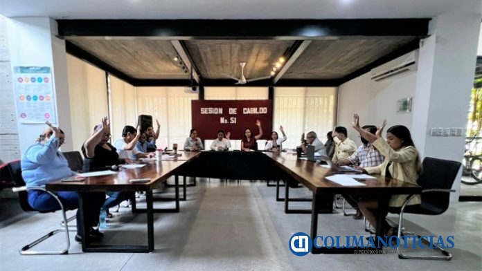 Aprueba Cabildo de Manzanillo iniciativa de alcaldesa para condonar multas y recargos por pago tardío de agua potable, drenaje y alcantarillado