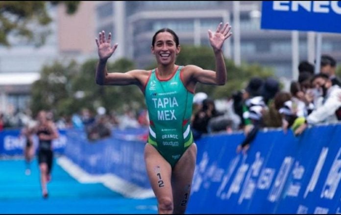 Rosa María Tapia gana plata en Serie Mundial de Triatlón en Japón